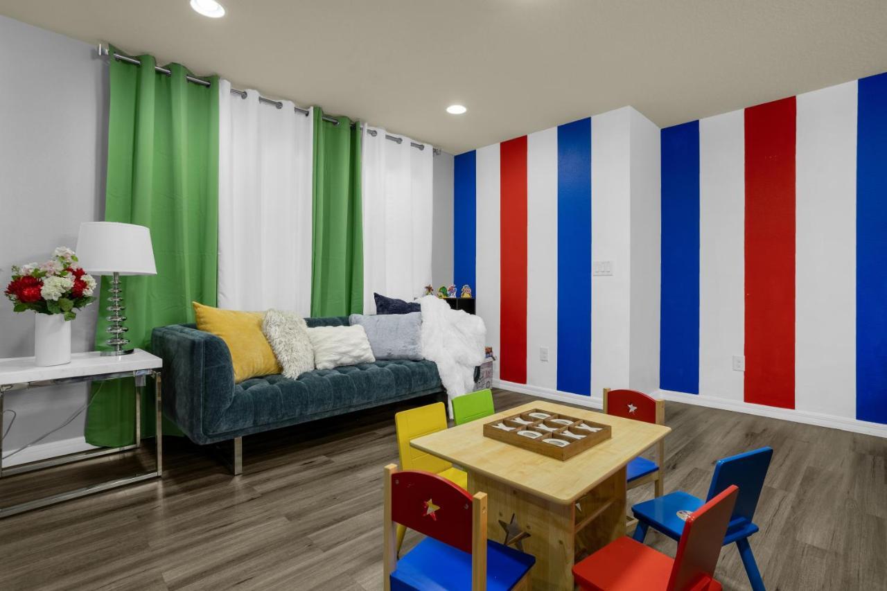 Windsor At Westside Avenger Newest Ps5 Gameroom 키시미 외부 사진
